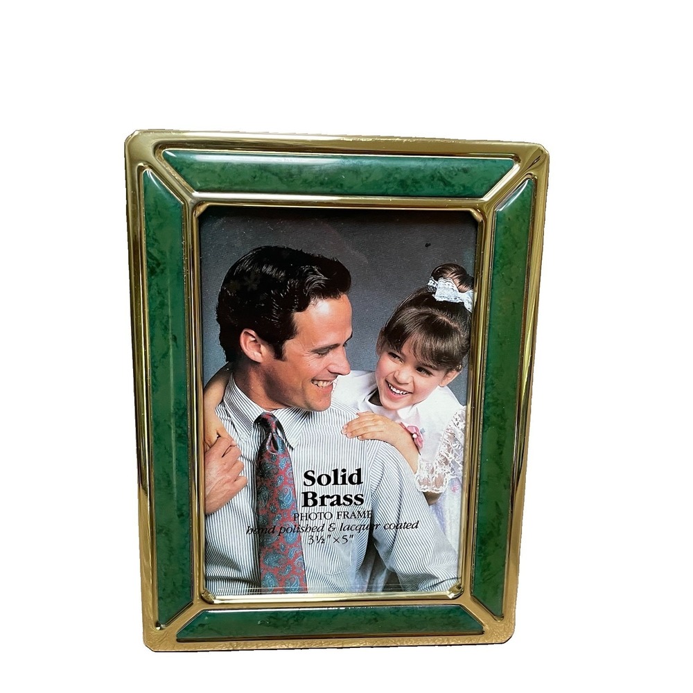 VTG Solid Brass Hand Polished Lacquer Coated Green Enamel 3.5x5 Picture Frame